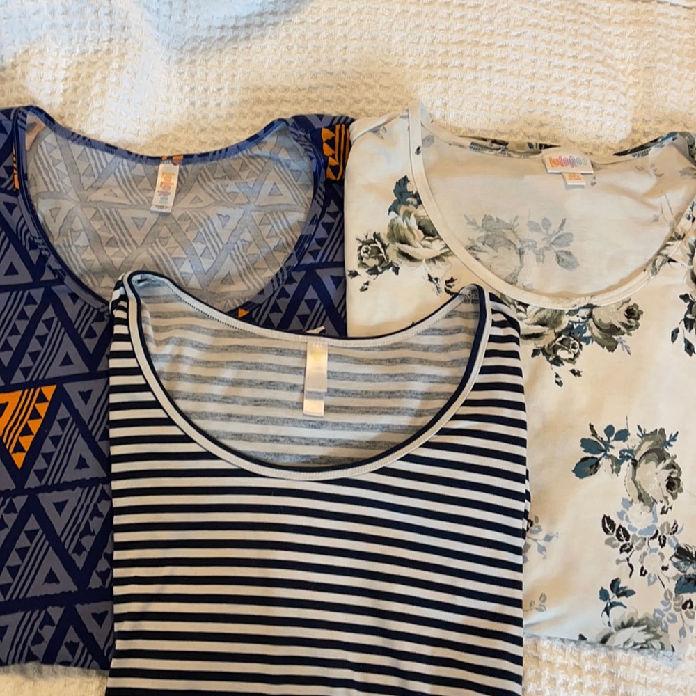 LulaRoe Perfect Tee’s